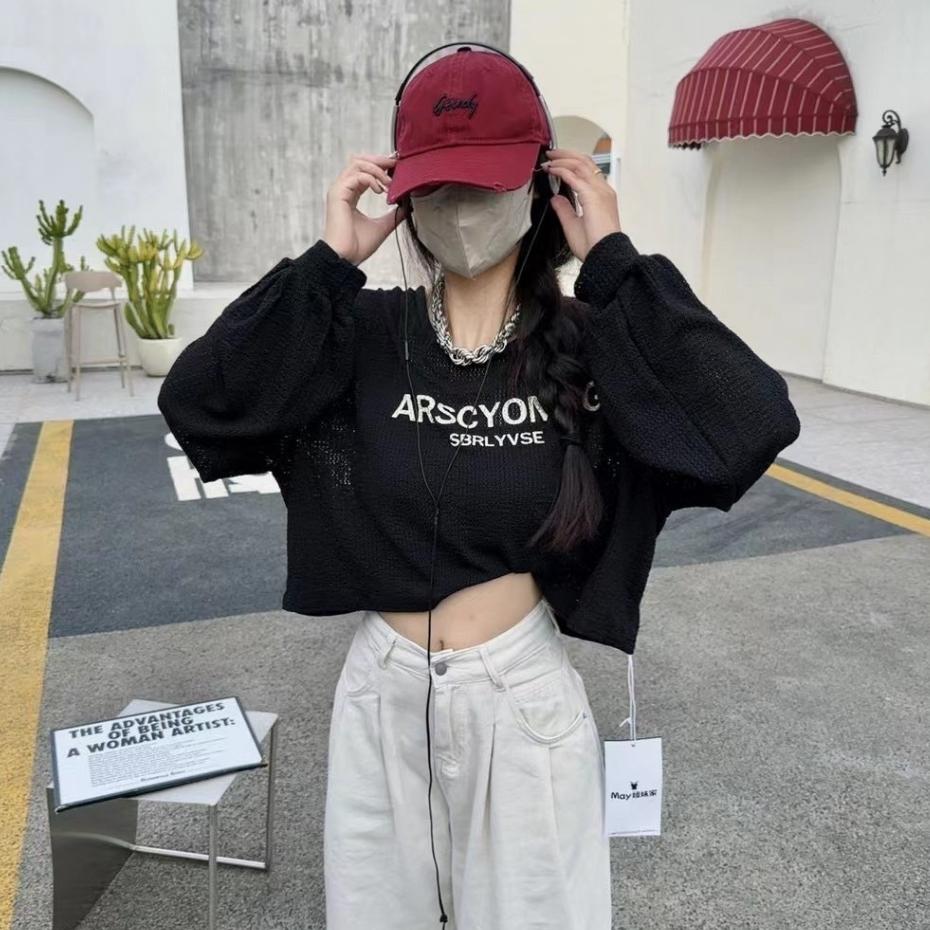 ✨台灣現貨✨三色可選 縷空 後交岔 美背印花 針織衫 短版上衣 女生衣著 批發-細節圖6