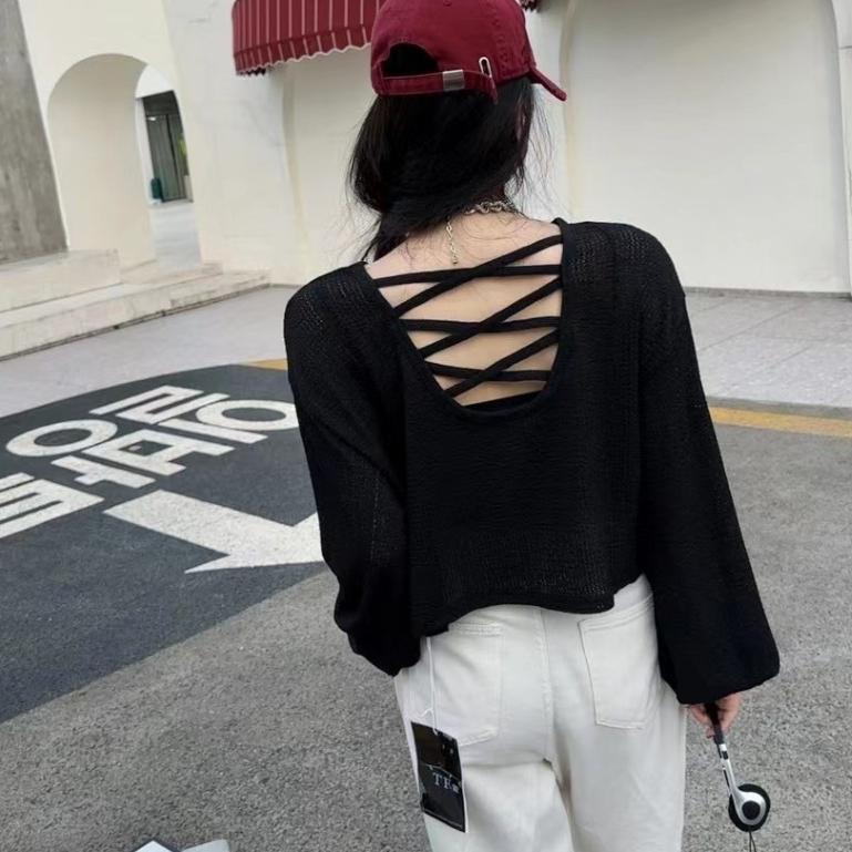 ✨台灣現貨✨三色可選 縷空 後交岔 美背印花 針織衫 短版上衣 女生衣著 批發-細節圖7