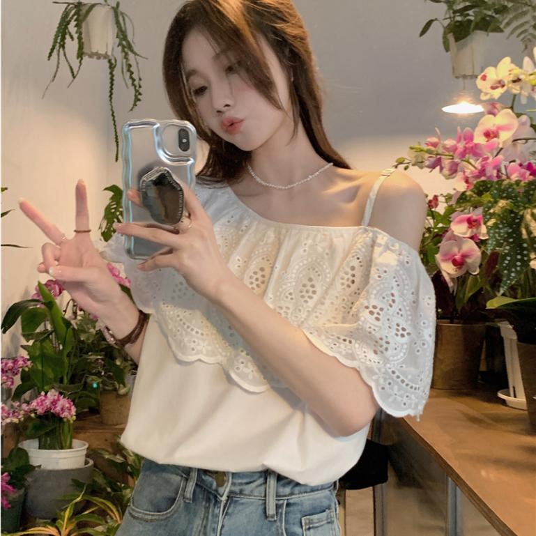 ✨台灣現貨✨韓版 露肩 吊帶蕾絲上衣 性感 氣質 甜美 女生衣著 批發-細節圖6