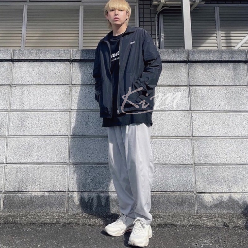 韓國潮牌FCMM 外套經典大LOGO風衣外套 防風防水外套 夏秋新款 防曬外套 男女同款情侶裝-細節圖3