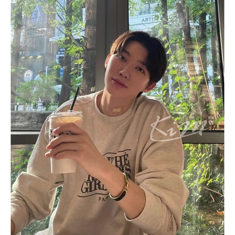 韓國Marithe 字母 印花 休閒 百搭 簡約 情侶 上衣 寬鬆 大學T 長袖T恤-細節圖5