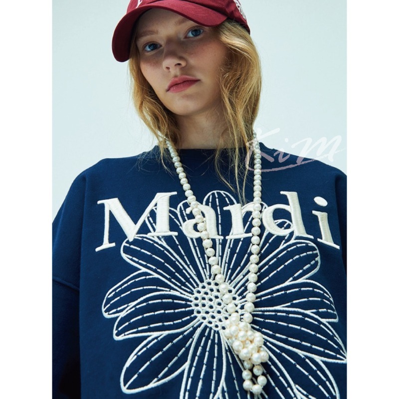 韓國MARDI MERCREDI 金高銀同款 刺繡 小雛菊 經典 大學T 短版 長袖大學T-細節圖4