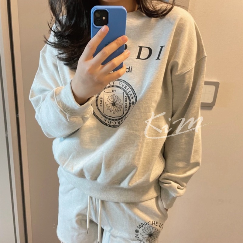 韓國MARDI MERCREDI 金高銀同款 雛菊 徽章 大學T 長袖T恤 圓領 衛衣 女-細節圖9