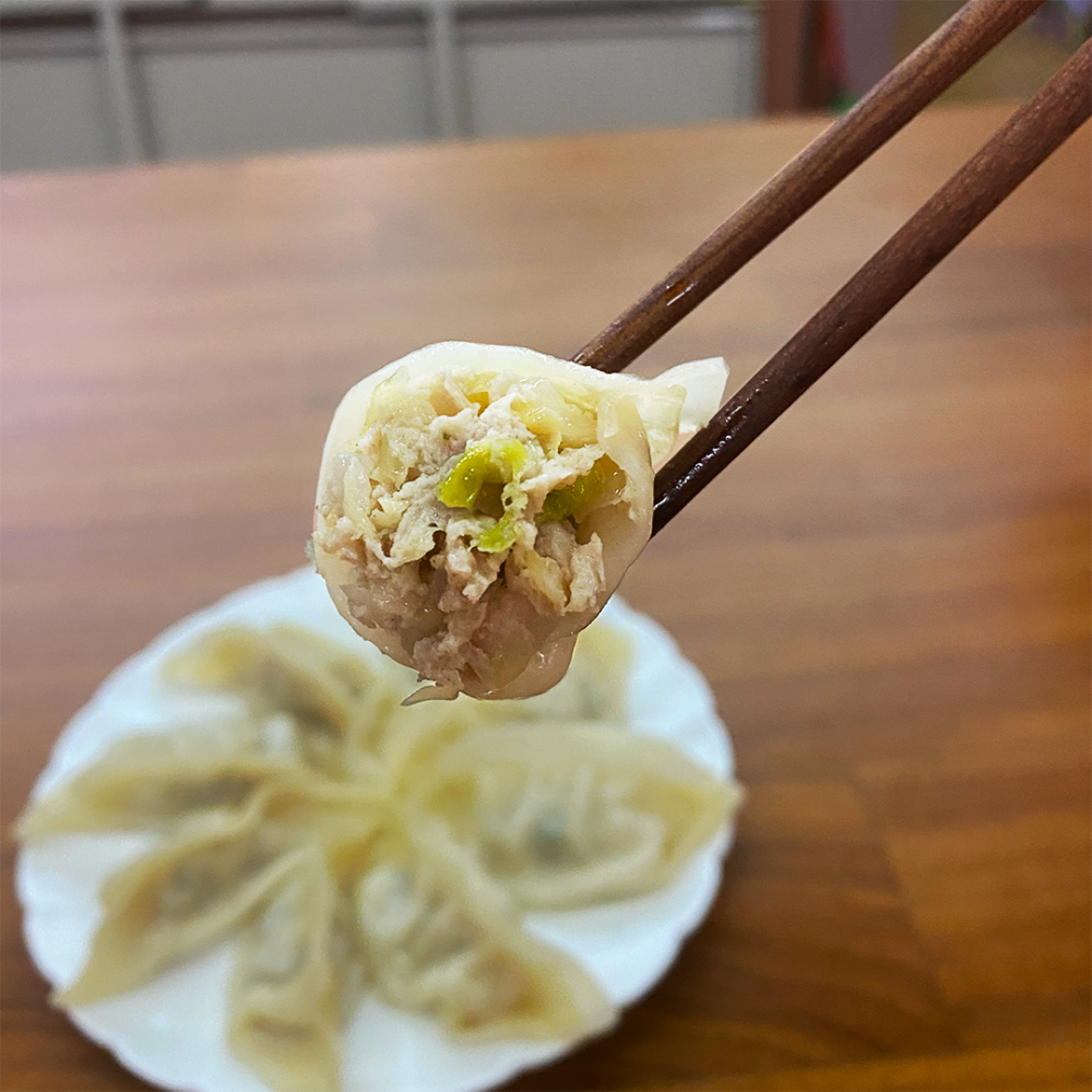 ★鄉港食品/米食文創館★御鮮湯熟水餃(約80粒/袋) 高麗菜豬肉水餃 冷凍水餃 家常美食冰箱必備水餃【冷凍】-細節圖2