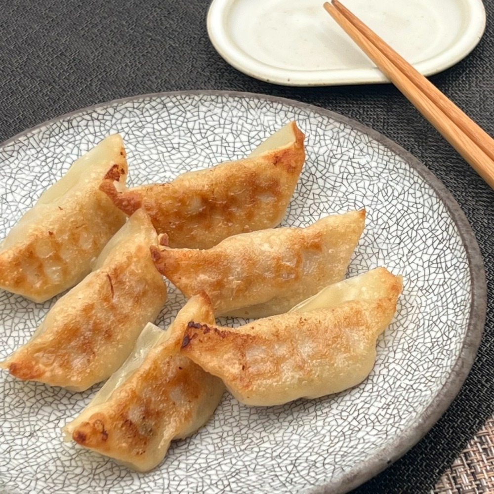 ★鄉港食品/米食文創館★御鮮湯熟水餃(約80粒/袋) 高麗菜豬肉水餃 冷凍水餃 家常美食冰箱必備水餃【冷凍】-細節圖3