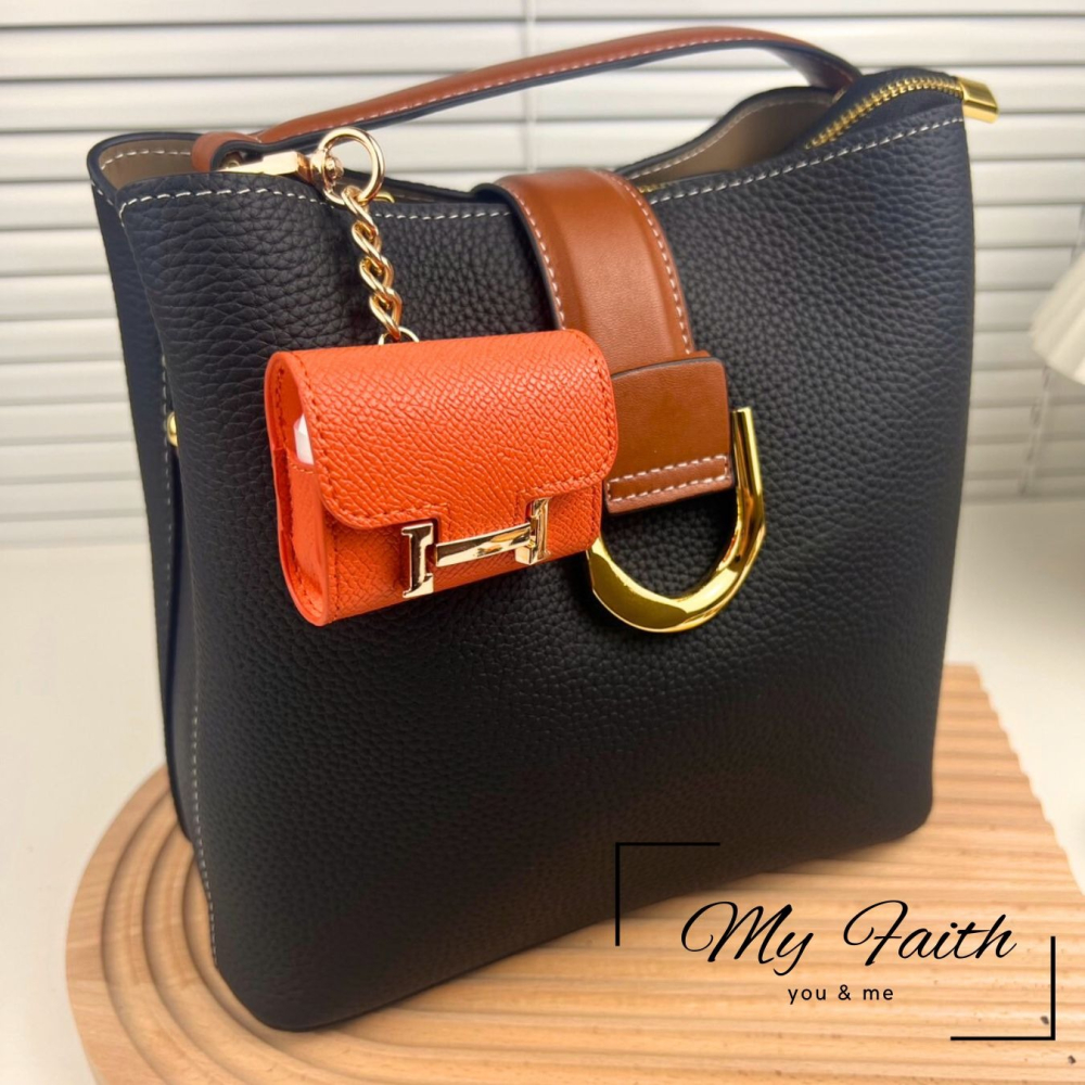 【MY FAITH】H家迷你康康耳機袋可愛吊飾鑰匙圈 裝飾包包 送禮 閨密同款 汽車鑰匙圈 零錢包 多功能 手機吊飾-細節圖7