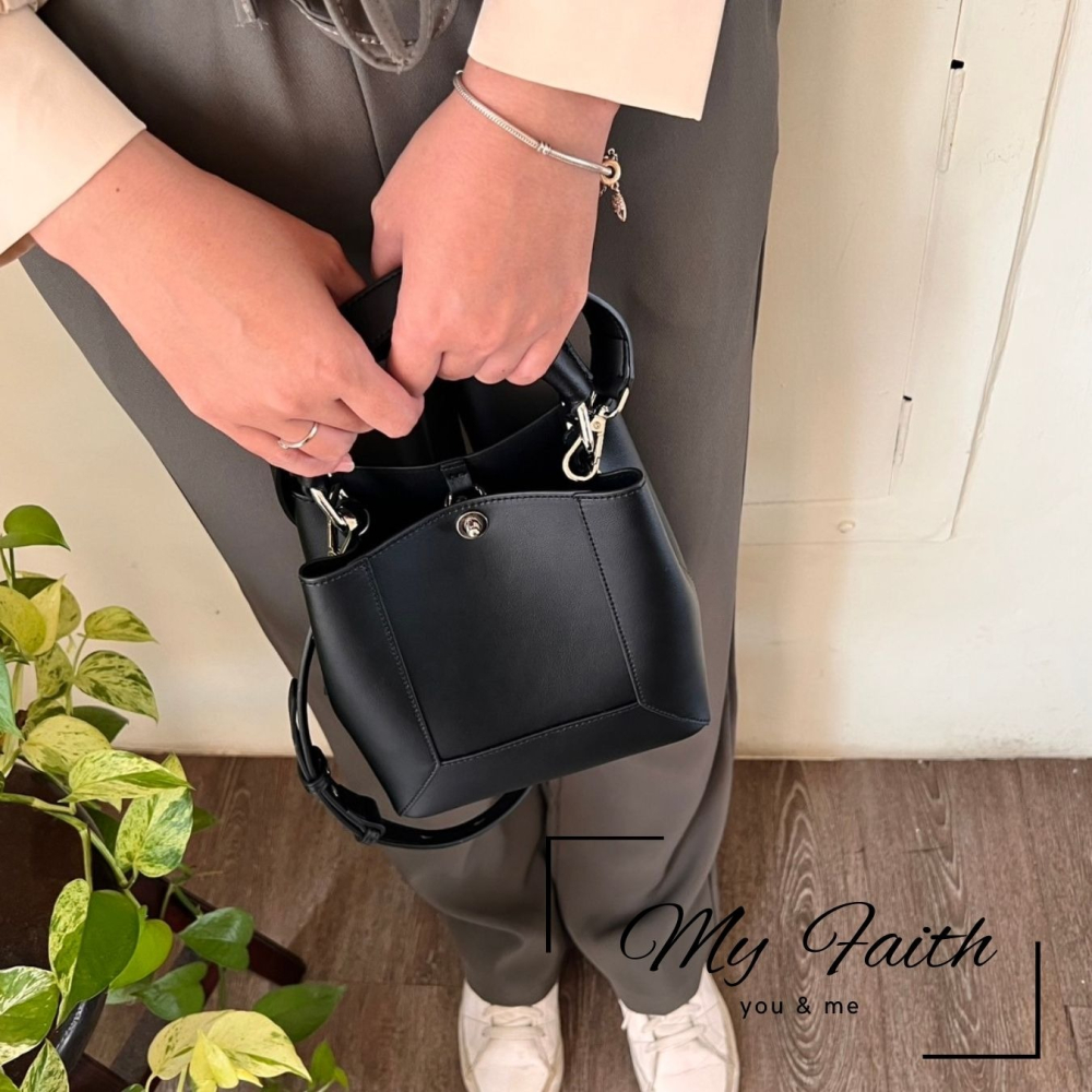 【MY FAITH】韓國真皮精美水桶包 現貨 台灣賣家 高質感 通勤上班 素面純色  腋下包 相機包 INS 媽媽包-細節圖8