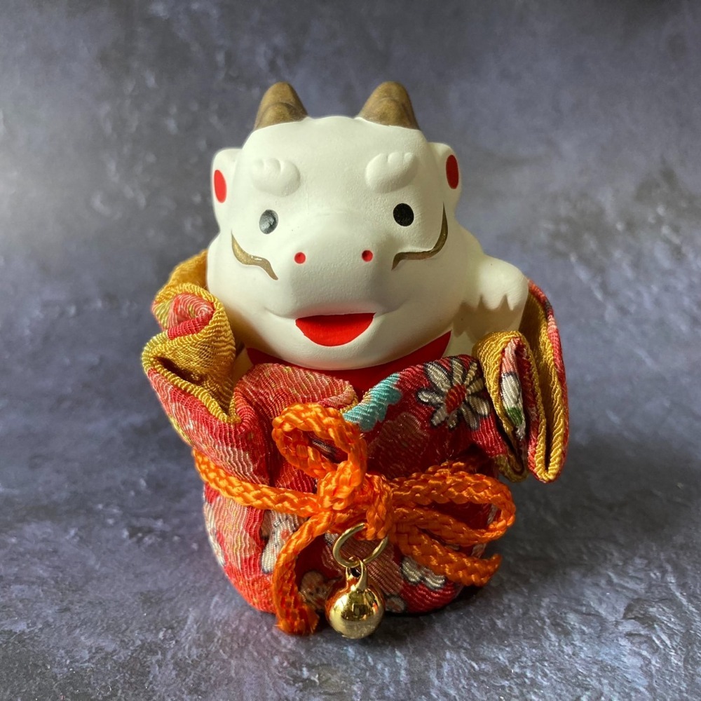 小仔的玩具窩★緣起物「現貨」藥師窯 辰年 龍 福巾 錦彩招福辰 新年 除舊布新 生肖擺飾 龍年 招福開運-細節圖3