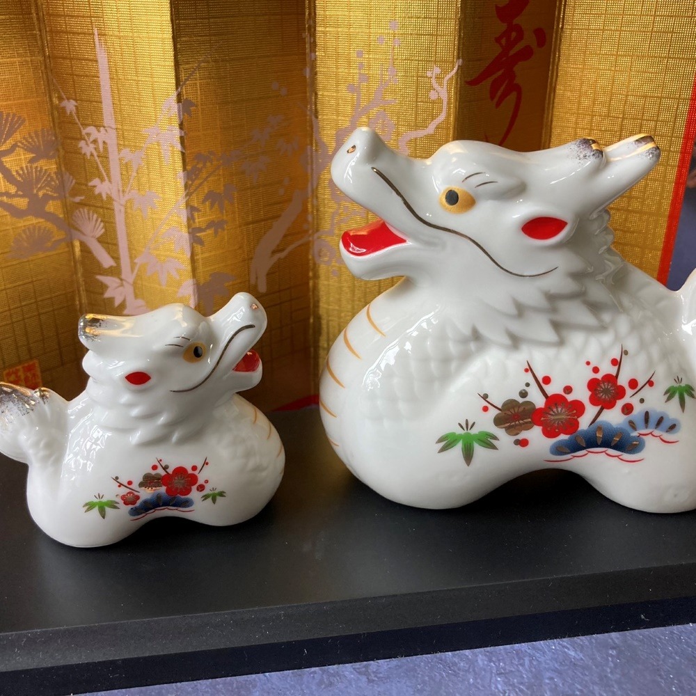 小仔的玩具窩★緣起物「現貨」藥師窯 辰年 龍 白祥招福辰（松竹梅・親子） 十二生肖擺飾 新春賀禮 白瓷-細節圖5