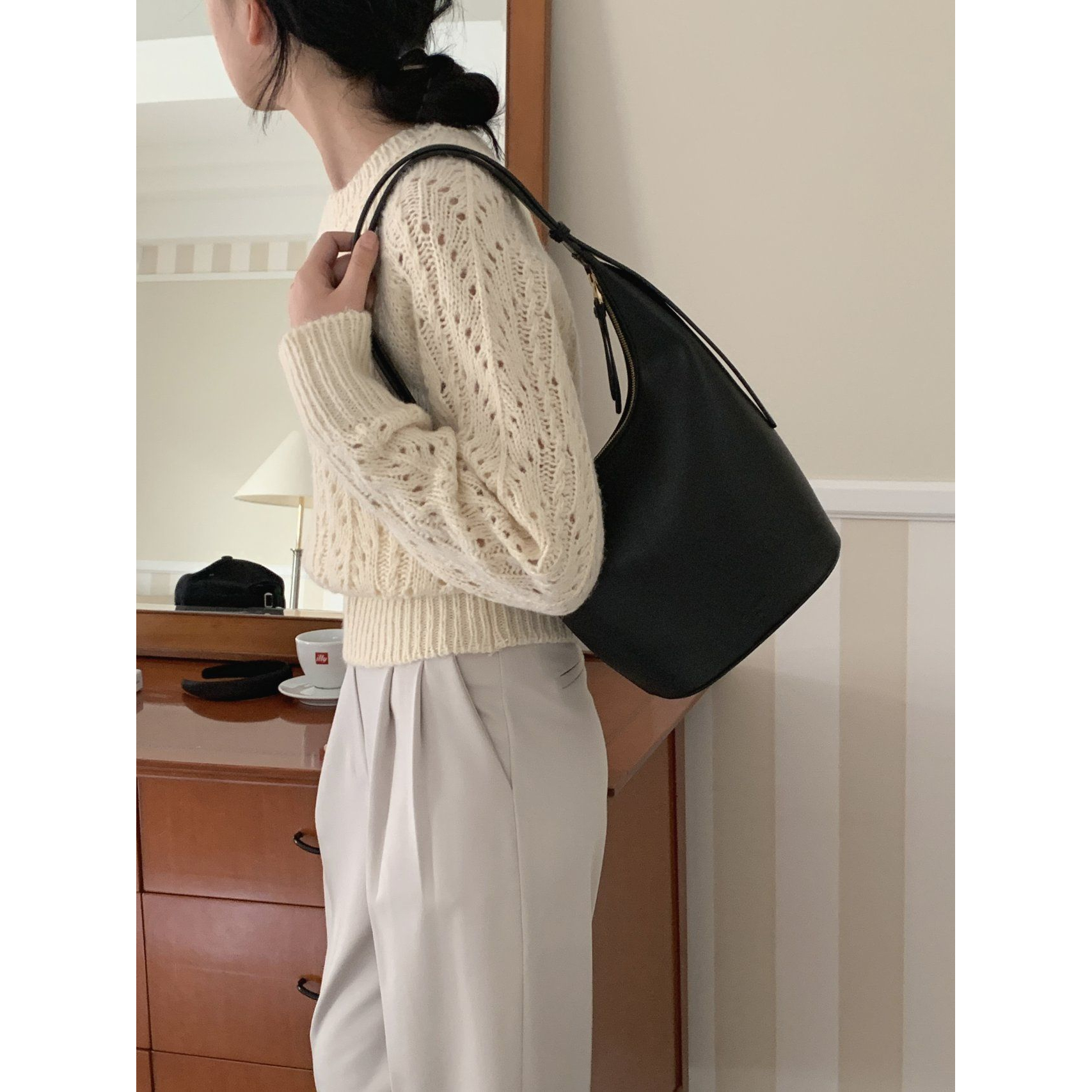 le mego-Sally bag 200%牛皮水桶牛角不對稱造型肩背包 斜背包-細節圖5