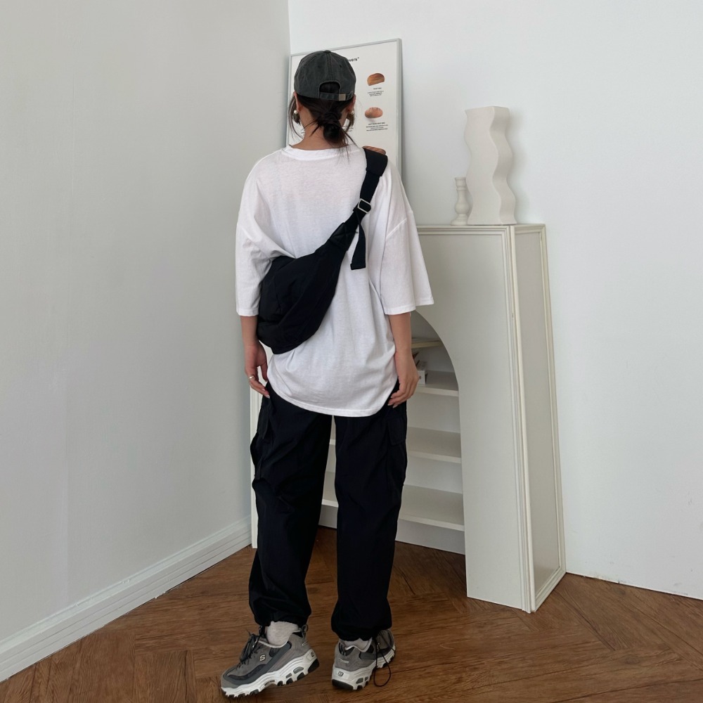 尼龍半月型粗背帶雙拉鍊肩背包-細節圖5