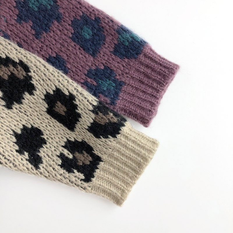 童裝  豹紋V領針織外套-細節圖3