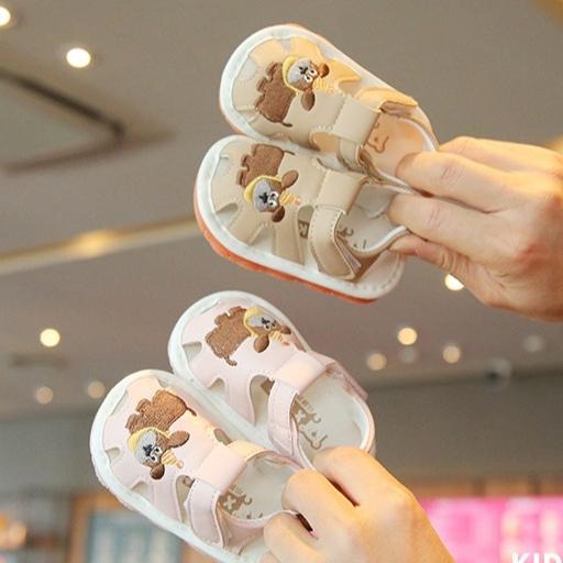 ↖快速出貨↗ 可愛生日帽小狗啾啾鞋 學步鞋  包頭涼鞋會叫叫鞋 嬰兒學步鞋 男女寶寶 軟底防滑 逼逼鞋走路會嗶嗶-細節圖4