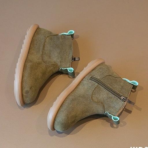 ↖快速出貨↗ 韓風麂皮加絨短靴 膠軟底學步鞋 防滑鞋底 休閒短靴 周歲 布鞋 學走不掉鞋 寶寶靴子 馬丁靴-細節圖9