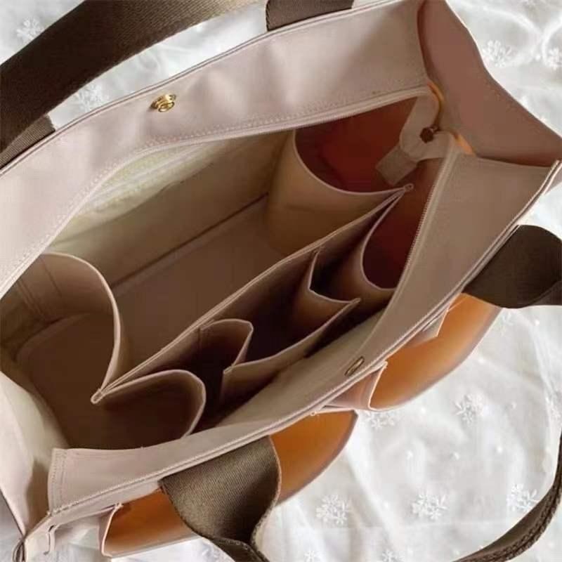 ↖快速出貨↗韓國IG風媽咪大容量超多隔層媽媽包 手提斜肩包  母嬰包 百搭購物袋 帆布手提托特包 寬版背帶-細節圖5