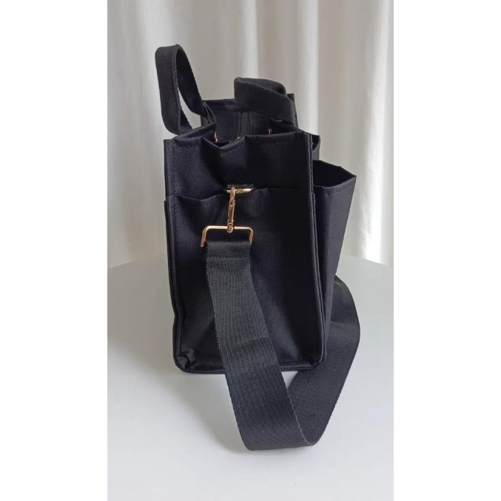 ↖快速出貨↗韓國IG風媽咪大容量超多隔層媽媽包 手提斜肩包  母嬰包 百搭購物袋 帆布手提托特包 寬版背帶-細節圖8