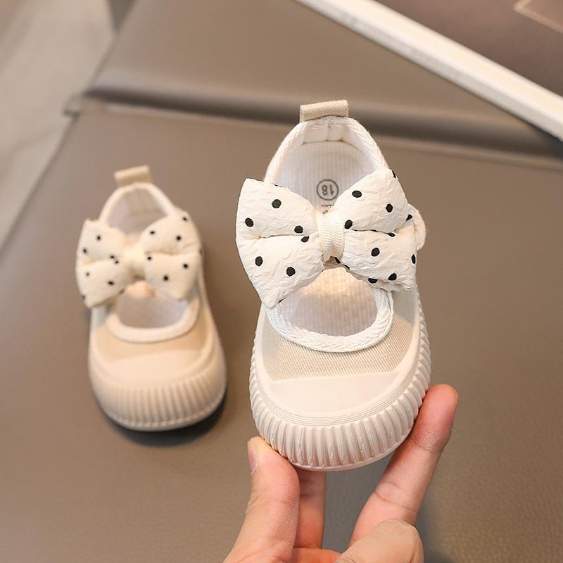 🌊 快速出貨⚡點點蝴蝶結板鞋(軟底板鞋  嬰兒學步鞋 男女寶寶 軟底 防滑小布鞋 嬰幼兒童公主鞋 保護腳趾包頭鞋-細節圖3