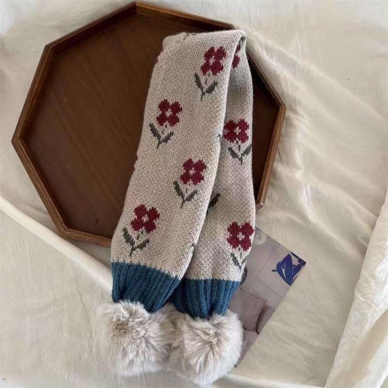 KT媽咪奶粉用品團購-台灣現貨，寶寶保暖圍巾，超萌球球拼色交叉圍巾，冬天保暖脖圍，兒童針織花朵交叉圍巾，寒流必備圍巾-細節圖4