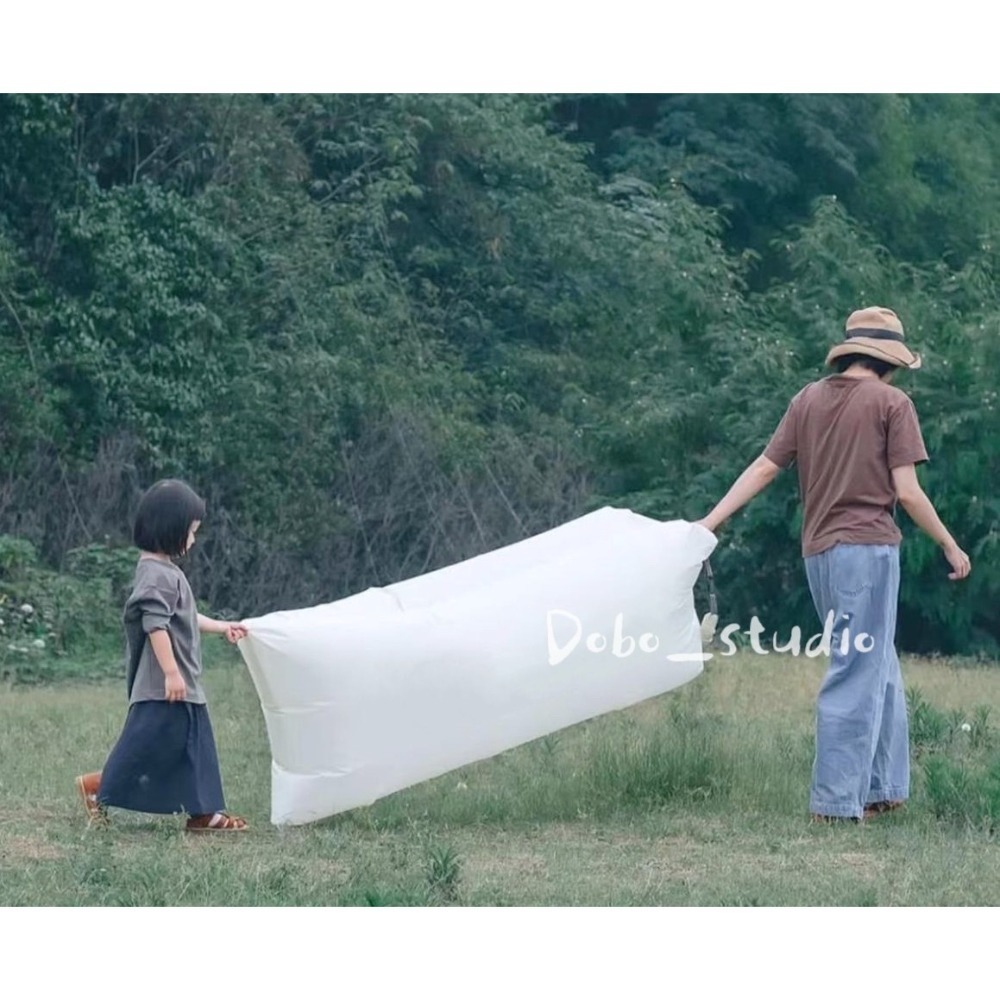鳥我一下好嗎🍀戶外懶人空氣沙發 充氣床 沙灘渡假 沙發靠枕 躺椅 野餐沙發椅 沙發躺椅 充氣沙發 露營沙發床 午休躺椅-細節圖2