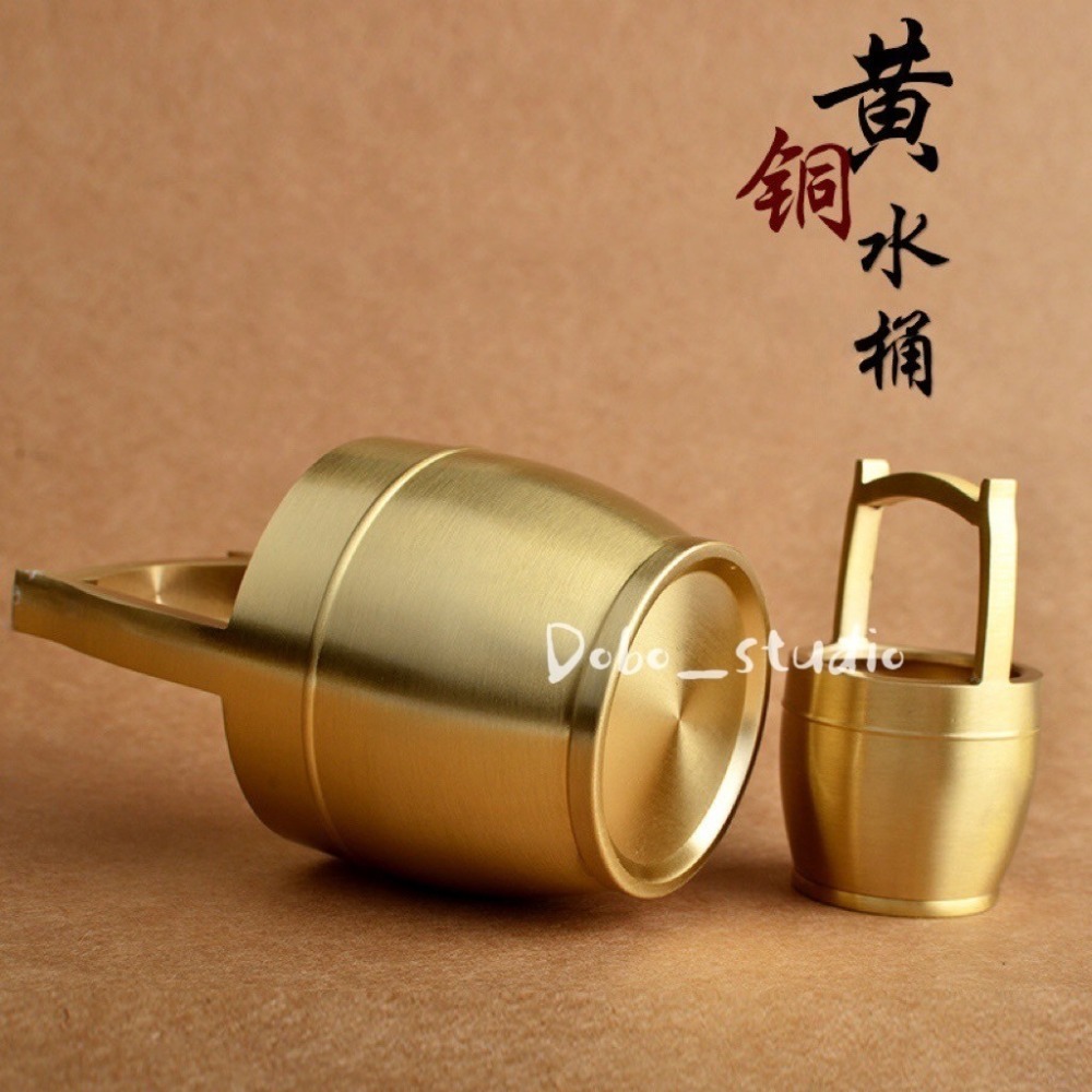 鳥我一下好嗎🍀招財一桶金水桶 客廳擺件 黃金桶子 招財配件 招財元寶 開店送禮 風水招財 黃銅一桶金 裝飾工藝 工藝品-細節圖2