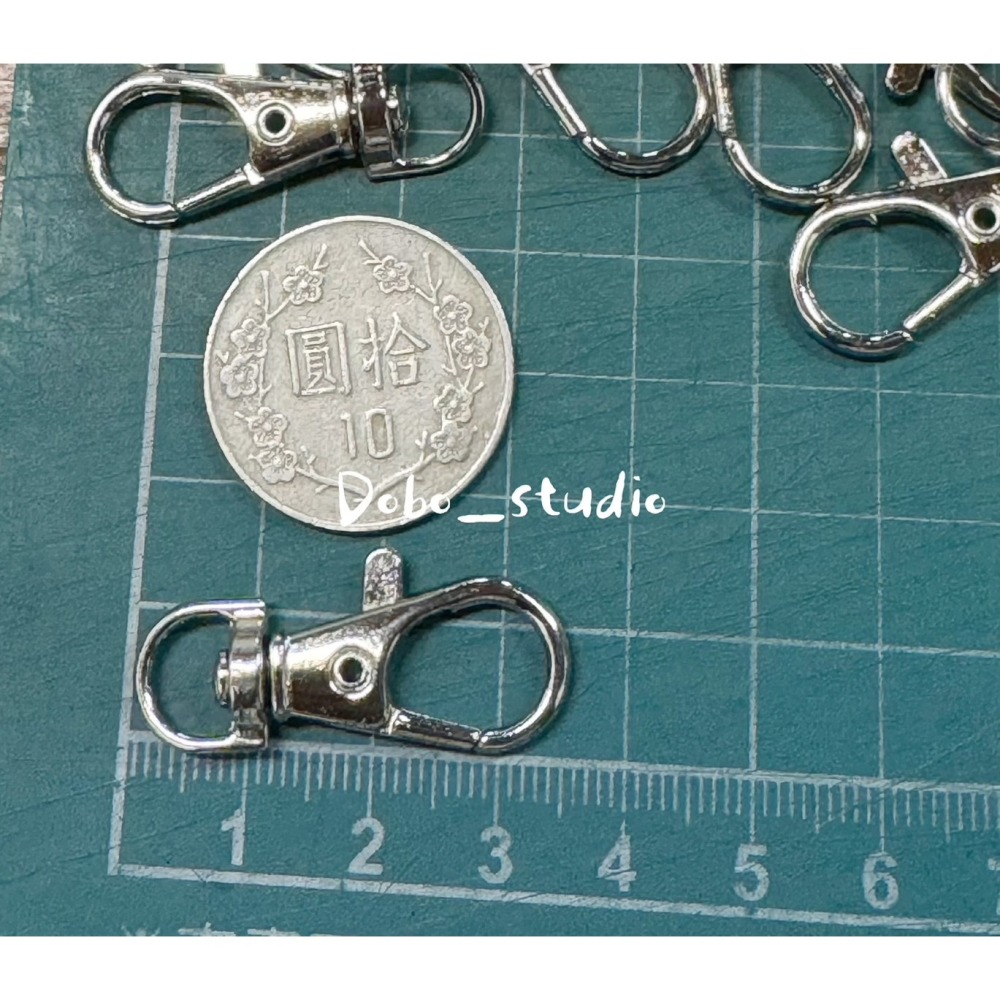 鳥我一下好嗎🍀鑰匙圈扣頭 鳥籠配件 鑰匙圈旋轉扣 鋅合金掛件扣 問號勾 鑰匙扣 鑰匙環 包帶鎖扣 龍蝦扣 鑰匙圈零件-細節圖3