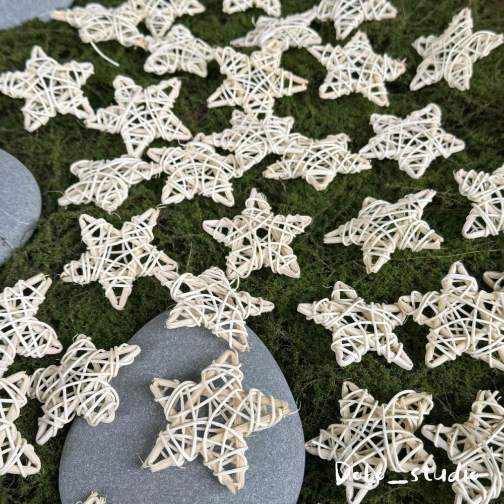 鳥我一下好嗎🍀藤編星星 藤編星星吊飾 鸚鵡抓握 啃咬玩具 手作藤球 原木色藤球 裝飾用品 精油擴 寵物玩具 拍照道具-細節圖3