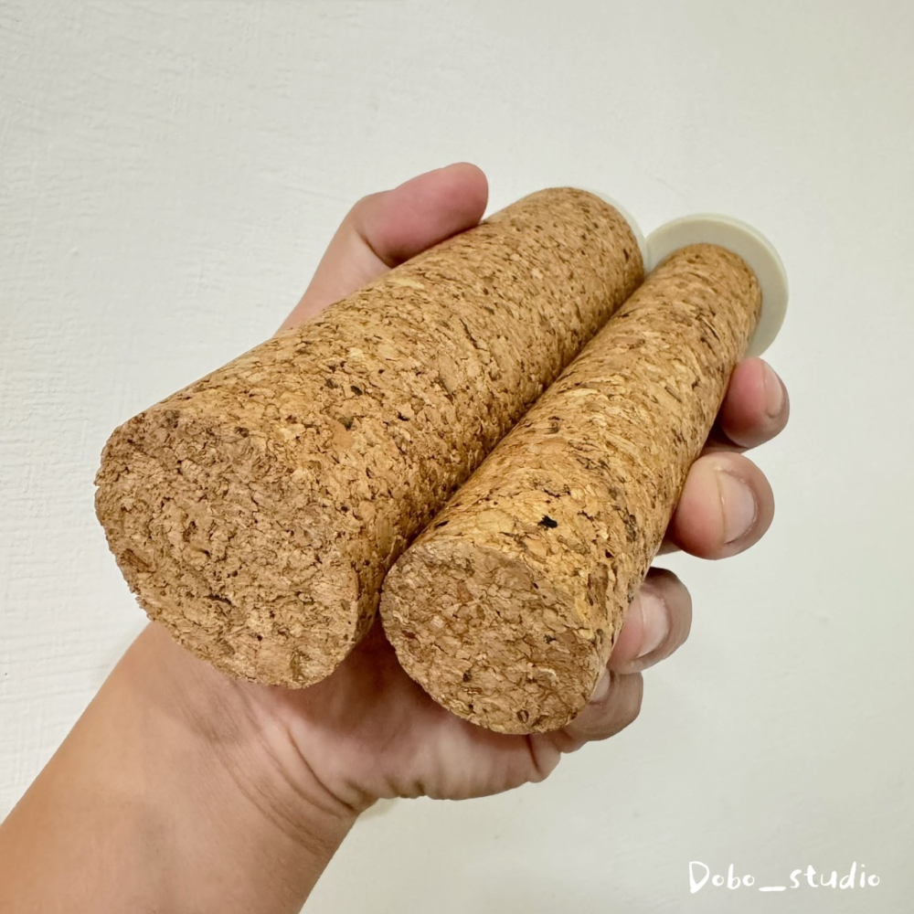 鳥我一下好嗎🍀鸚鵡軟木站桿 鸚鵡站桿 中大型鸚鵡站桿 發洩 寵物鳥站桿 灰鸚鵡 玄鳳鸚鵡 軟木棲息桿 木頭站桿 防滑站-細節圖5