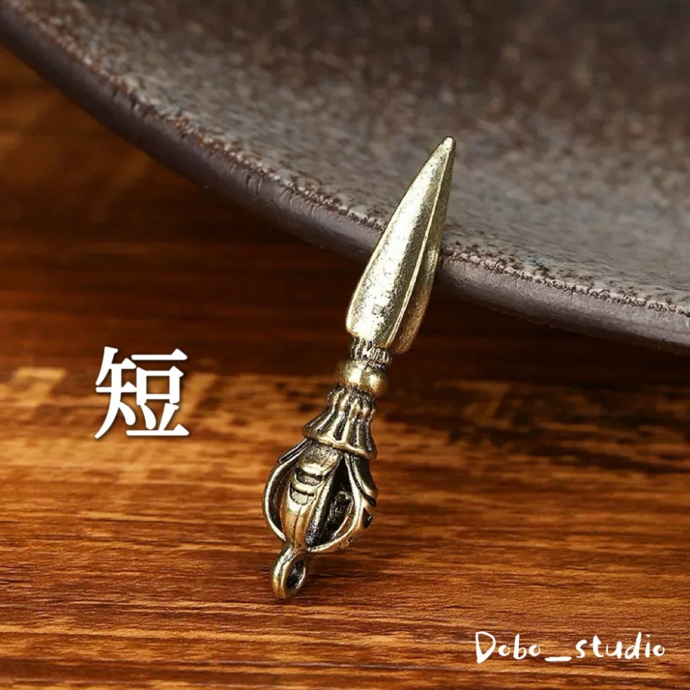 鳥我一下好嗎🍀金剛降魔杵 藏傳 小型金剛杵 佛教用品 古玩 轉運開運 黃銅法器 風水物件 杵 純銅 掛飾法器 玄學用品-細節圖3