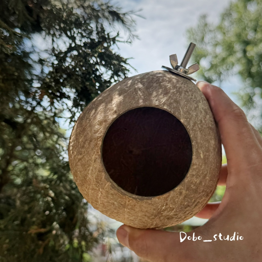 鳥我一下好嗎🍀天然椰子殼窩 夏季寵物小窩 椰子殼躲避屋 椰子殼 寵物窩 樹洞樹窩 倉鼠睡窩 繁殖小窩 創意鳥窩 文鳥窩-細節圖3