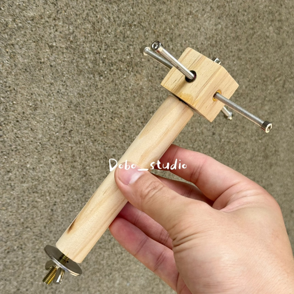 鳥我一下好嗎🍀旋轉風車叉 鳥棲木站杆 木製玩具 站台站架 水果叉 鸚鵡用品 虎皮 玄鳳 小太陽 太平洋 金太陽 小鸚-細節圖2