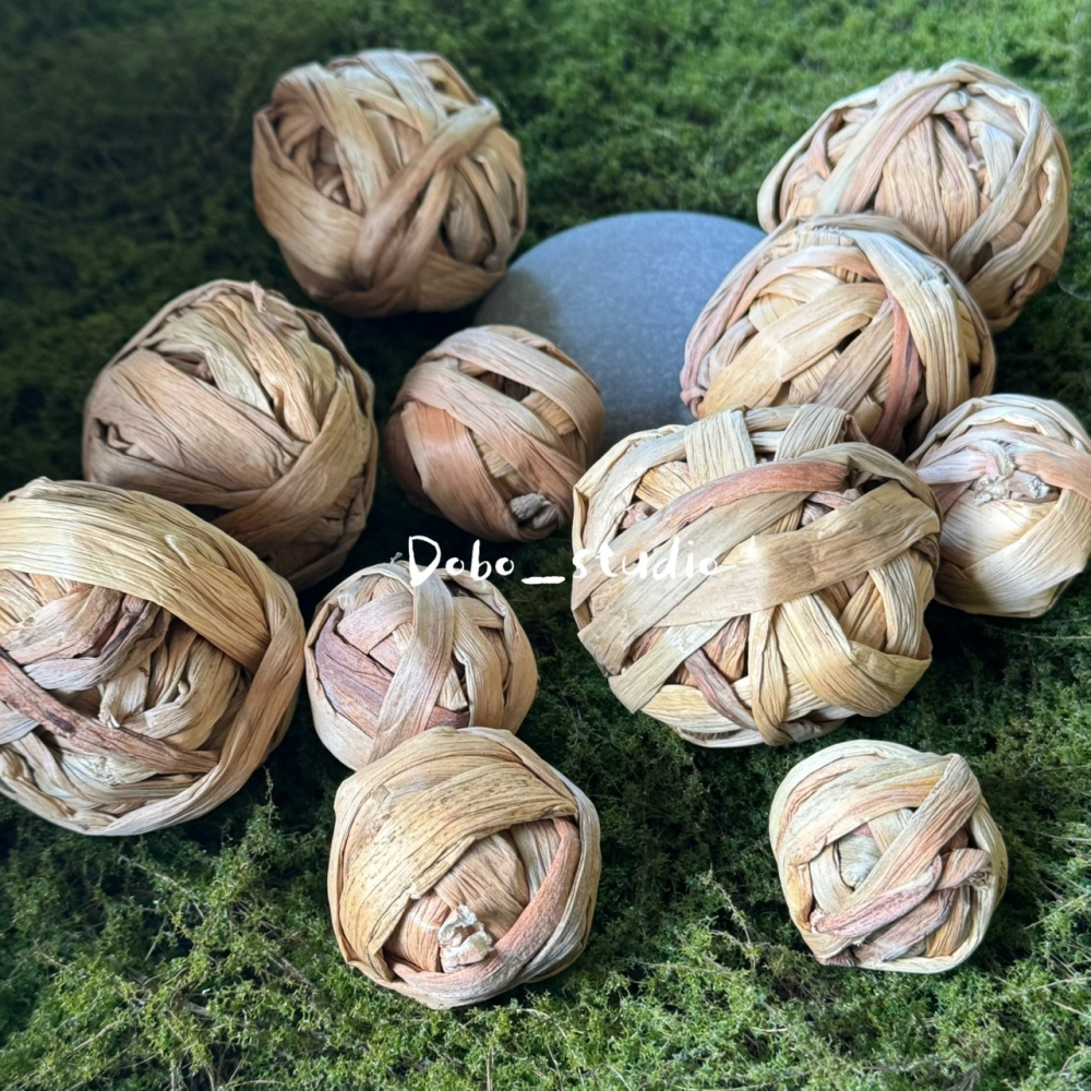 鳥我一下好嗎🍀編織水葫蘆球 手工編織葫蘆球 鸚鵡啃咬 水葫蘆 通草球 草球 玩具球 啃咬草球 兔 水草 倉鼠 解悶玩具-細節圖6