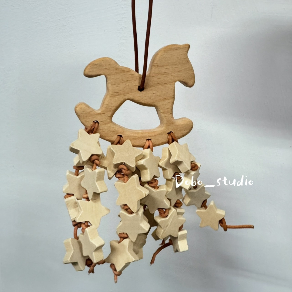 鳥我一下好嗎🍀木馬滿天星串 皮繩磨嘴串 鸚鵡啃咬串 磨牙木塊 鸚鵡磨牙木串 拉扯玩具串 灰鸚鵡 抓握磨嘴串 鸚鵡用品-細節圖5