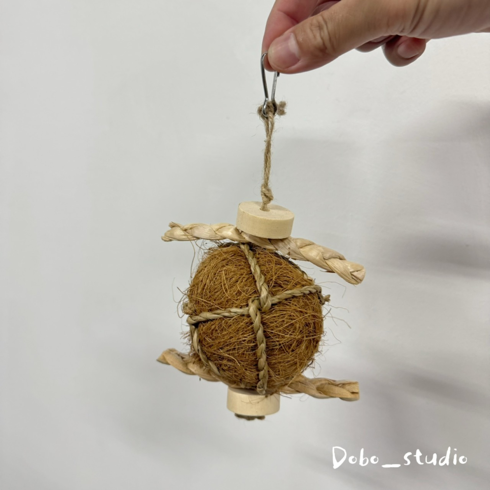 鳥我一下好嗎🍀椰絲啃咬吊球 繩索玩具 椰殼纖維球 鸚鵡啃咬串 和尚鸚鵡 凱克鸚鵡 玄鳳鸚鵡 鸚鵡益智玩具 藤編串-細節圖5