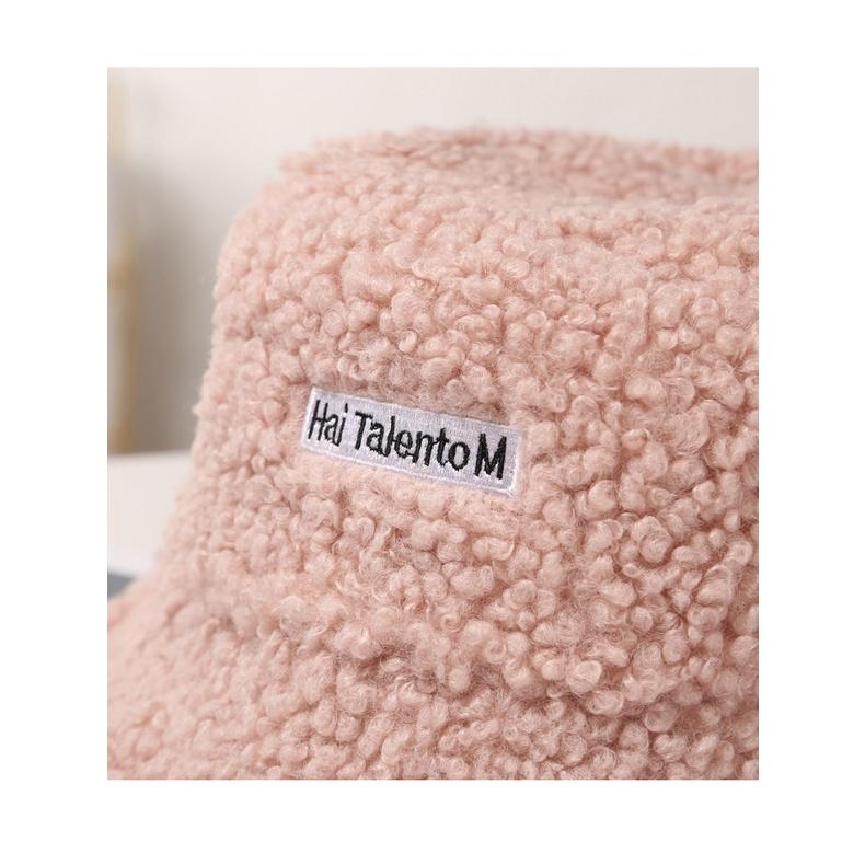 『台灣公司貨👑』羔羊毛帽【腸腸的居家生活】『免運』秋冬百搭 日系字母 韓版 潮漁夫帽 冬季保暖 毛絨盆帽-細節圖8