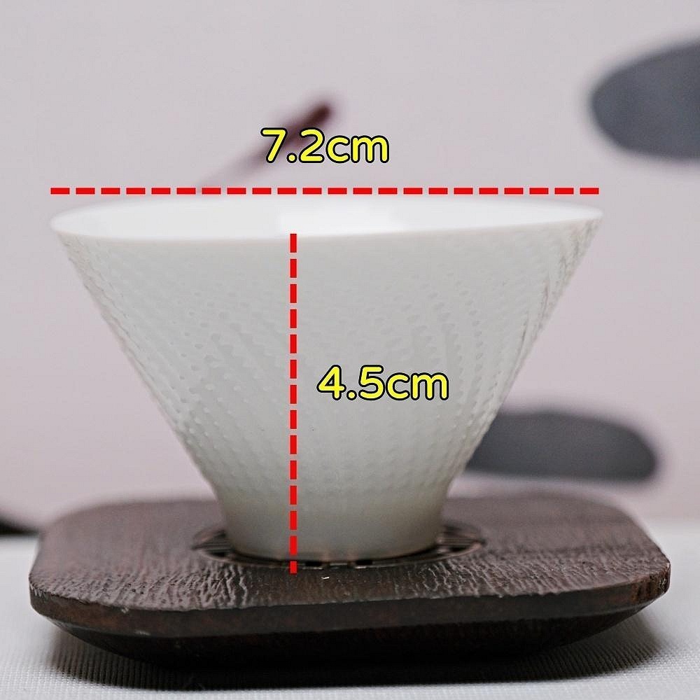【全館滿599免運】茶杯 白瓷茶杯 精品骨瓷手繪斗笠杯-游魚款 薄胎白瓷 手工茶杯 70ML【自在坊茶具】-細節圖10