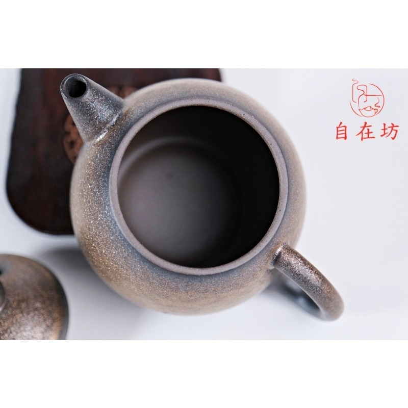 【全館滿599免運】茶壼 龍蛋壺 鎏金龍蛋壺210ml 鎏金 泡茶壺 手工粗陶【自在坊茶具】-細節圖9