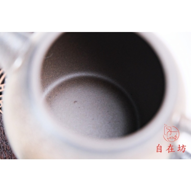 【全館滿599免運】茶壼 龍蛋壺 鎏金龍蛋壺210ml 鎏金 泡茶壺 手工粗陶【自在坊茶具】-細節圖10