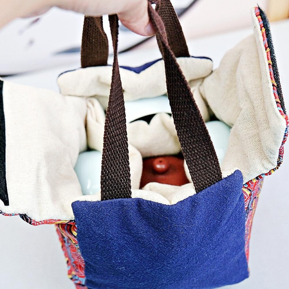 【全館滿599免運】一壺四杯款 提帶式刺繡棉布壺套 收納麻棉布包 麻布保護套 外出壺套 棉布杯套【自在坊茶具】-細節圖9