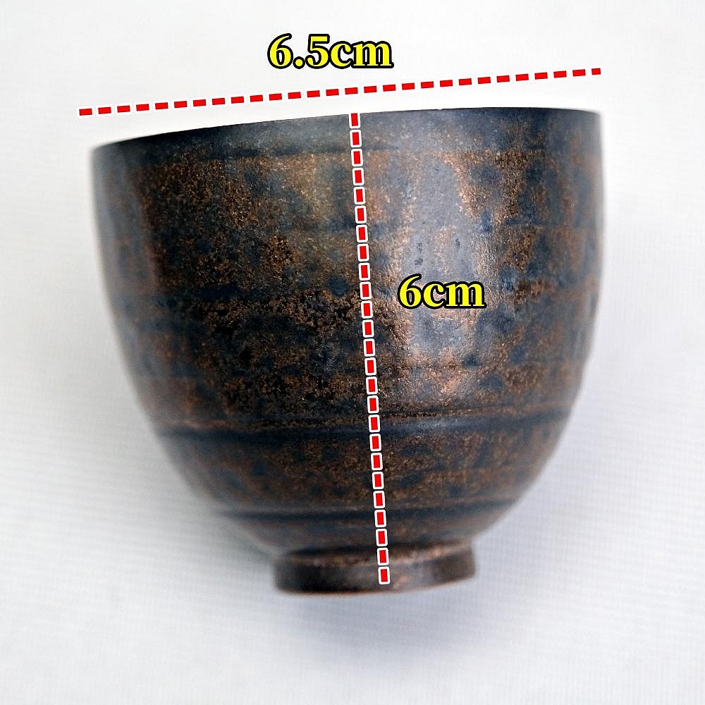 【全館滿599免運】茶杯 品茗杯 薄胎鎏金鐵鏽釉手作茶杯80ML 陶瓷茶杯 粗陶品茗杯 細緻手作【自在坊茶具】-細節圖5