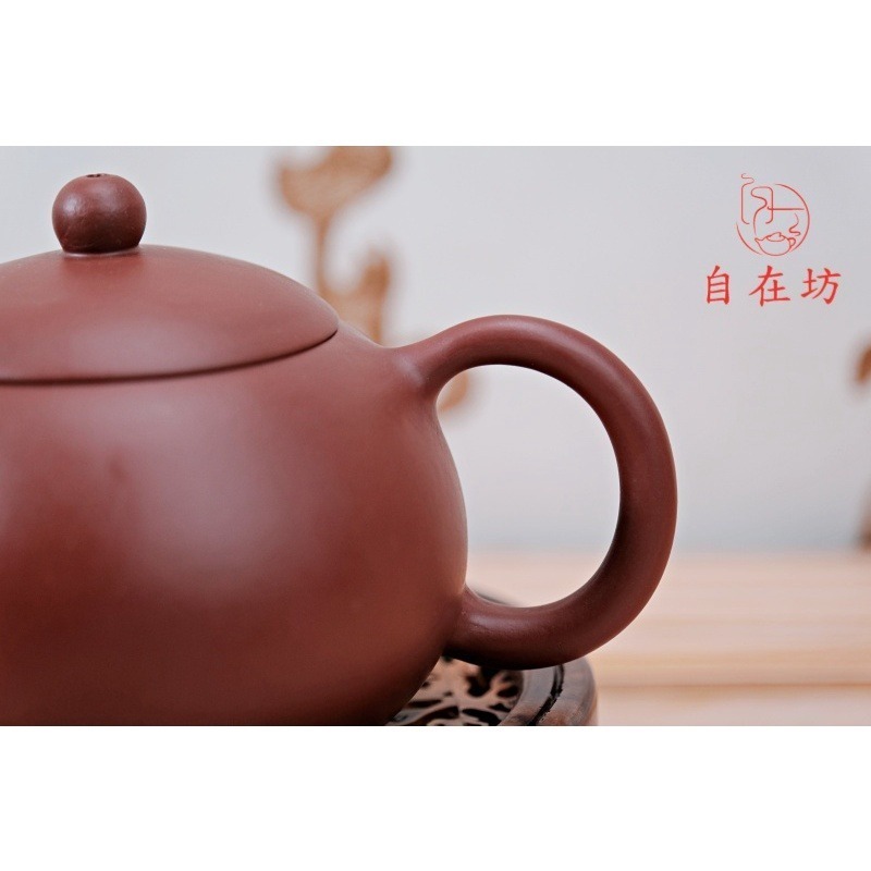 【全館滿599免運】【閆明峰大品西施-330ml】手作原礦紫朱泥 宜興茶壺 出湯順暢 三寸不斷 斷水利落【自在坊茶具】-細節圖7