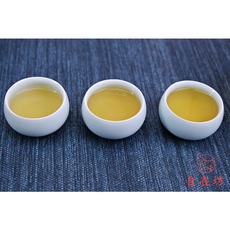【全館滿599免運】青瓷羅漢杯─50ml 主人杯 品茗杯 粗陶品茗杯 細緻手作 陶瓷茶杯 品茗杯【自在坊茶具】-細節圖2