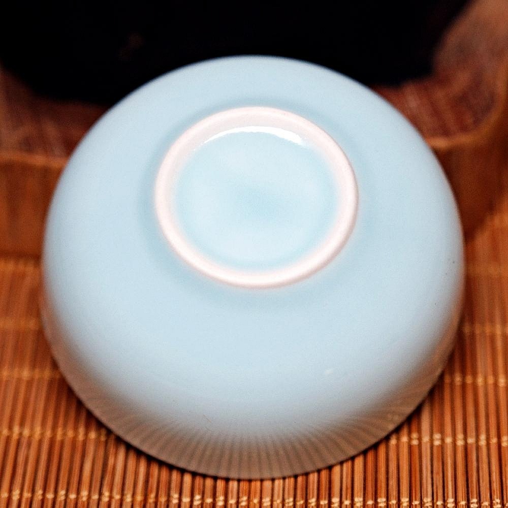 【全館滿599免運】茶杯 品茗杯 精品陶瓷浮雕鯉魚茶杯 45ML 影青瓷茶杯 陶瓷茶杯 個人禪定杯【自在坊茶具】-細節圖7