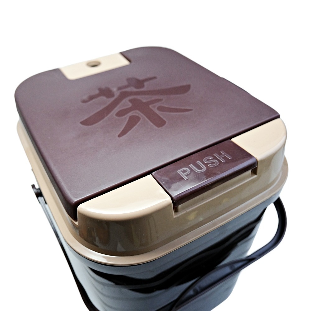 【全館滿599免運】茶桶  茶渣桶 接水桶 一鍵掀蓋式 7L 廢茶水桶 PP材質 輕巧可提易帶 現貨深色【自在坊茶具】-細節圖3