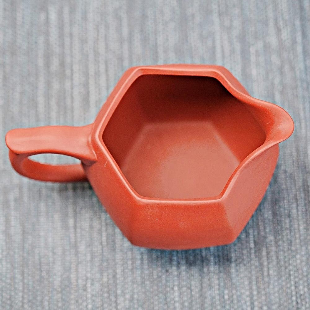 【全館滿599免運】茶海 分茶器【手工紫砂六方茶海】六方公道杯260ML 分茶器【清水泥六方茶漏】【自在坊茶具】-細節圖4