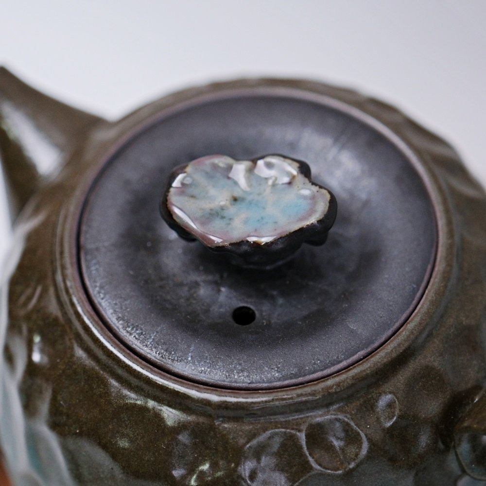 【全館滿599免運】茶壺 粗陶茶壺 創意茶壺 精品粗陶奇石壺-窯變青野-鎏金鐵釉 粗陶茶具【自在坊茶具】-細節圖9