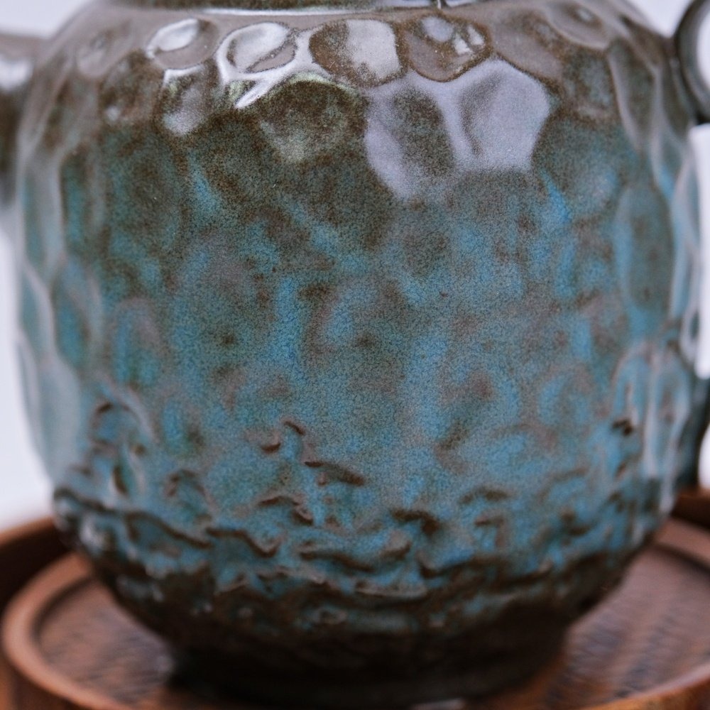 【全館滿599免運】茶壺 粗陶茶壺 創意茶壺 精品粗陶奇石壺-窯變青野-鎏金鐵釉 粗陶茶具【自在坊茶具】-細節圖10