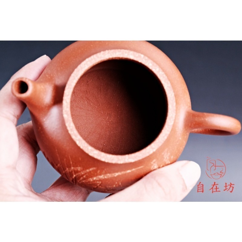 【全館滿599免運】茶壺 手工茶壺【純手工降波泥潘壺】工藝師王芳手作 原礦紫砂 出湯順暢 三寸不斷【自在坊茶具】-細節圖10