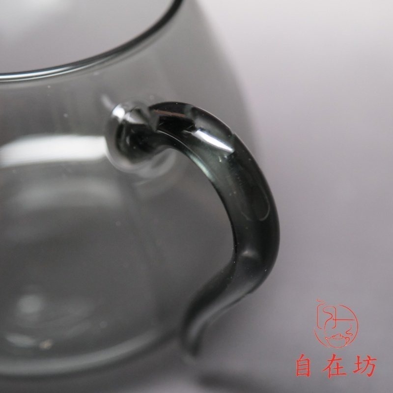 【全館滿599免運】茶海【燻黑文雀茶海─450ml】公道杯 分茶器 玻璃茶海 文雀茶海 玻璃茶具【自在坊茶具】-細節圖4