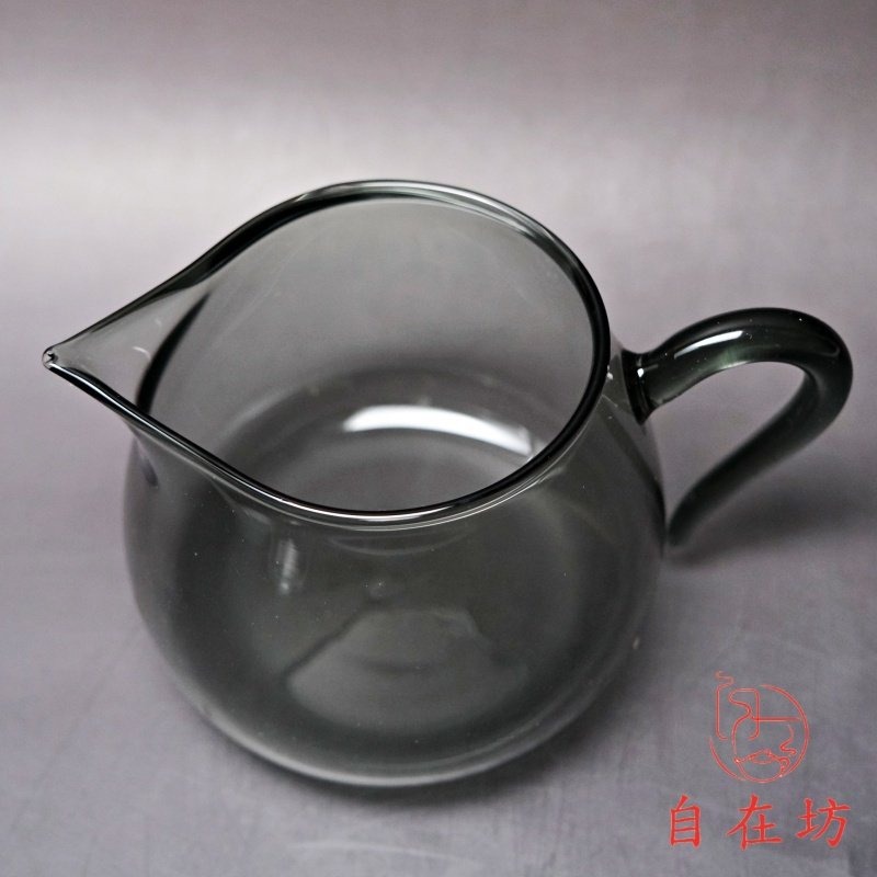 【全館滿599免運】茶海【燻黑文雀茶海─450ml】公道杯 分茶器 玻璃茶海 文雀茶海 玻璃茶具【自在坊茶具】-細節圖2