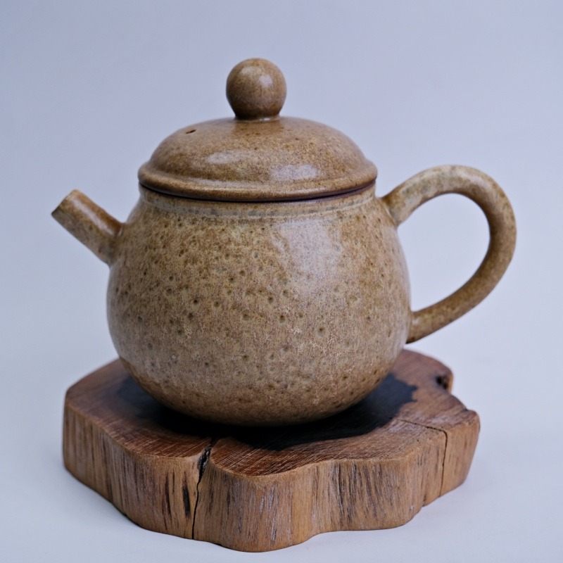 【全館滿599免運】茶壺【陶藝圓融壺 黑/黃240ml】陶藝圓融茶壺 泡茶壺 陶瓷壺 茶道 茶具【自在坊茶具】-細節圖2